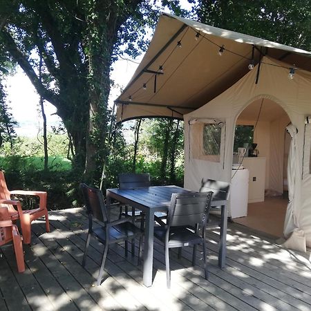 Hebergements Camping "Les Pieds Dans L'Eau" Crozon Zewnętrze zdjęcie