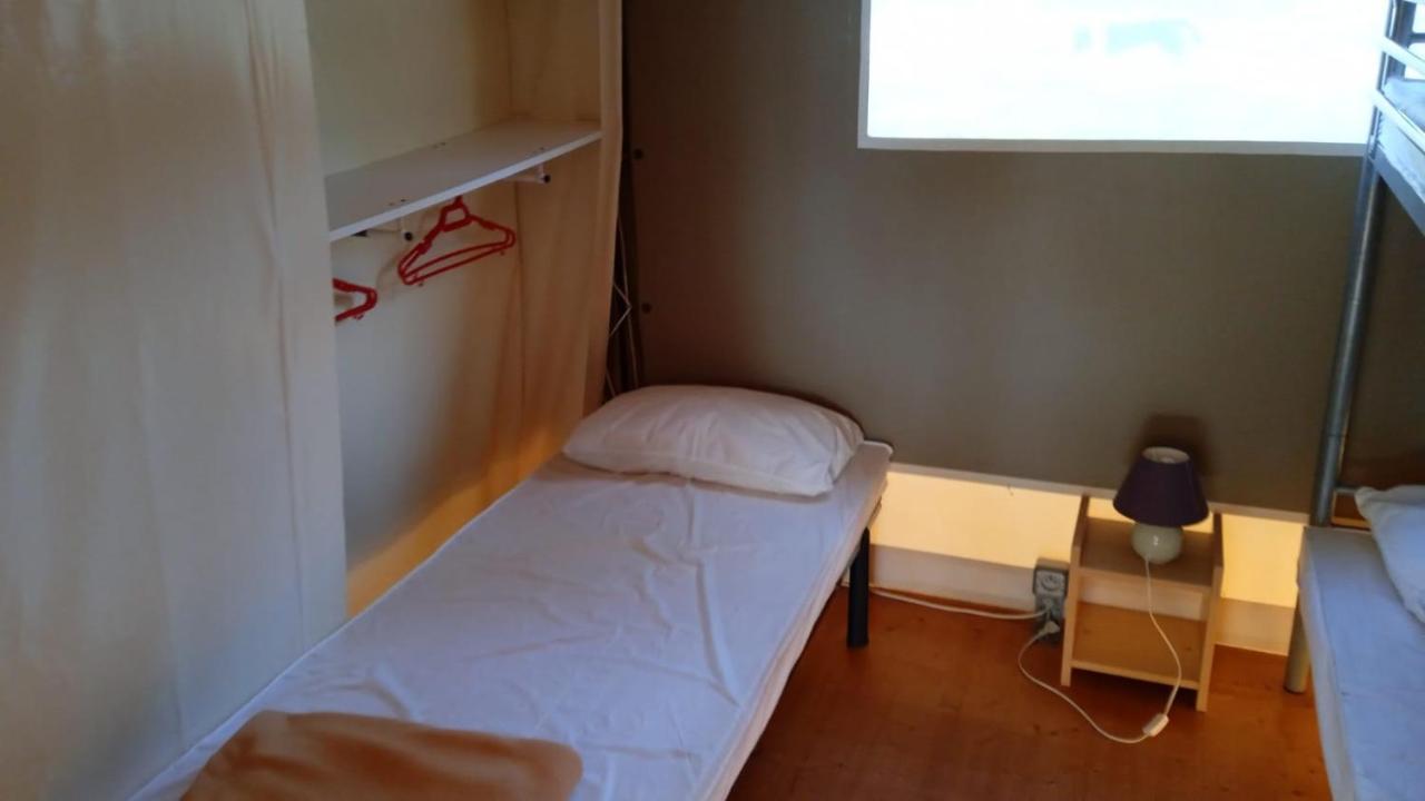Hebergements Camping "Les Pieds Dans L'Eau" Crozon Zewnętrze zdjęcie