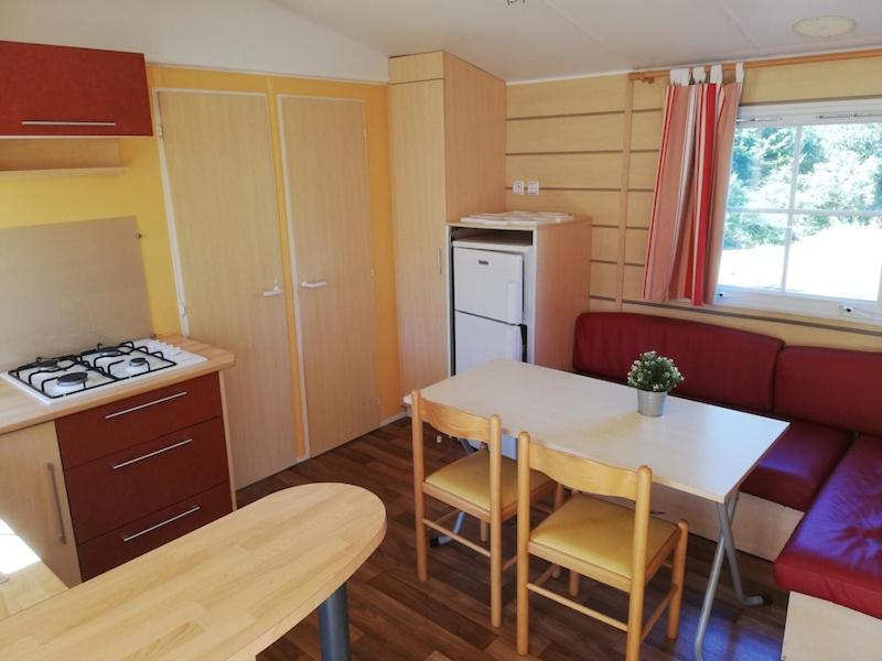 Hebergements Camping "Les Pieds Dans L'Eau" Crozon Zewnętrze zdjęcie