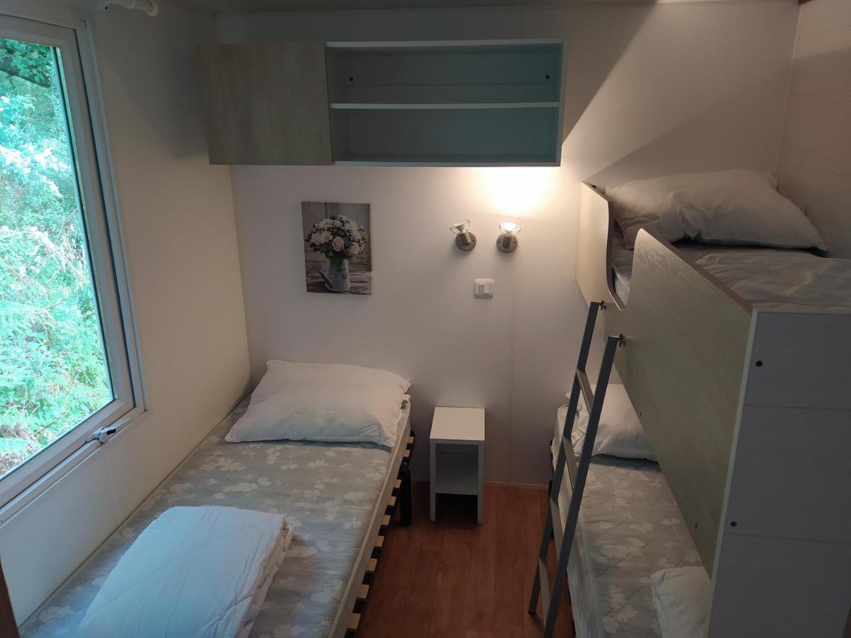 Hebergements Camping "Les Pieds Dans L'Eau" Crozon Zewnętrze zdjęcie