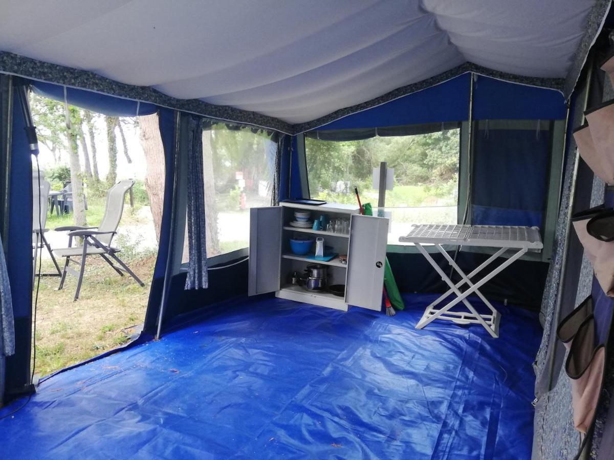 Hebergements Camping "Les Pieds Dans L'Eau" Crozon Zewnętrze zdjęcie