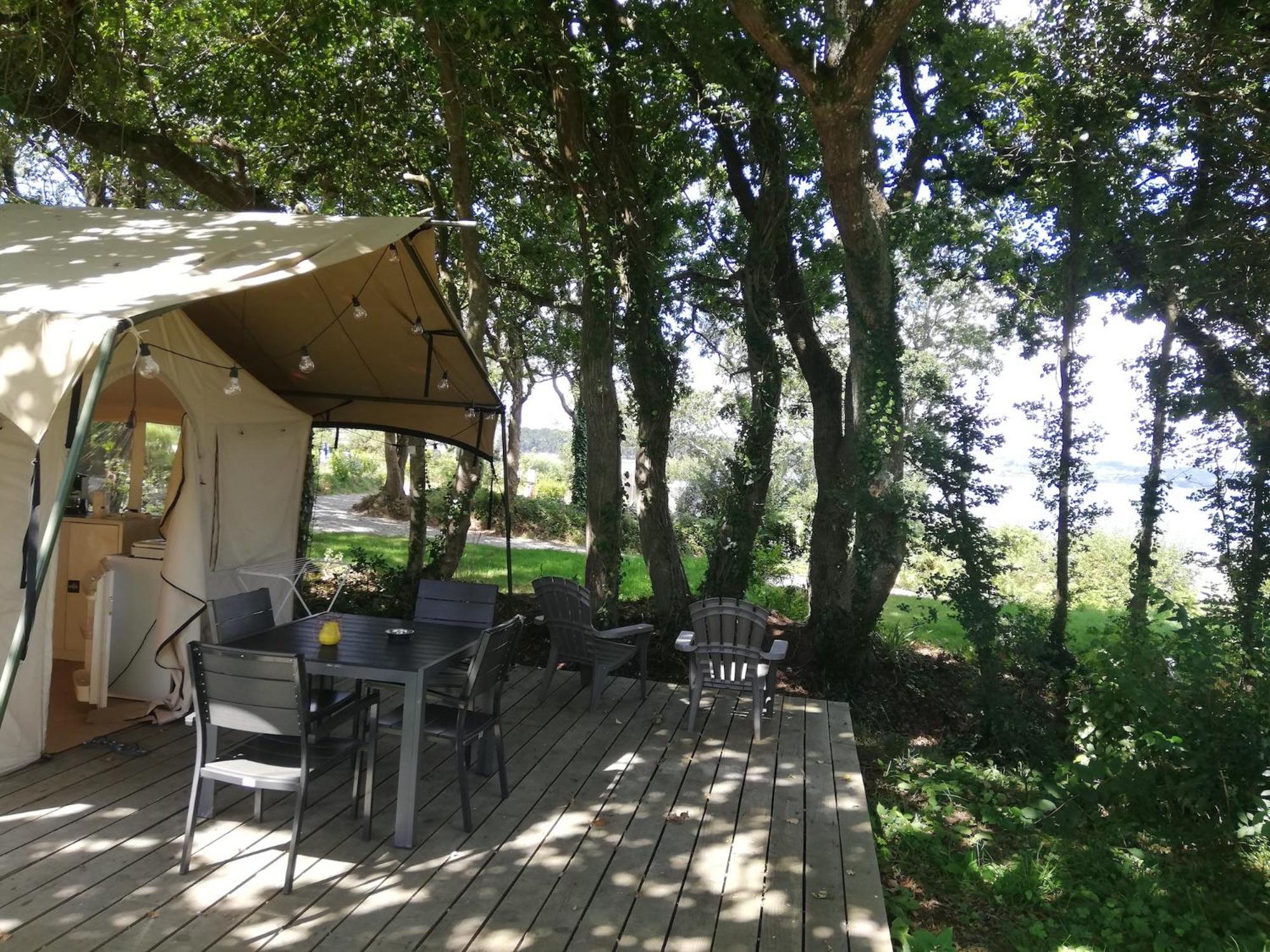 Hebergements Camping "Les Pieds Dans L'Eau" Crozon Zewnętrze zdjęcie